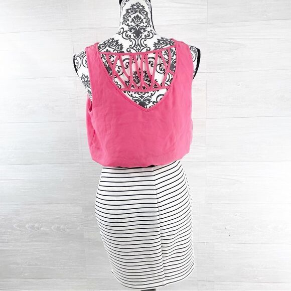Speechless Solid Chiffon to Stripe Blouson Dress - Picture 6 of 10
